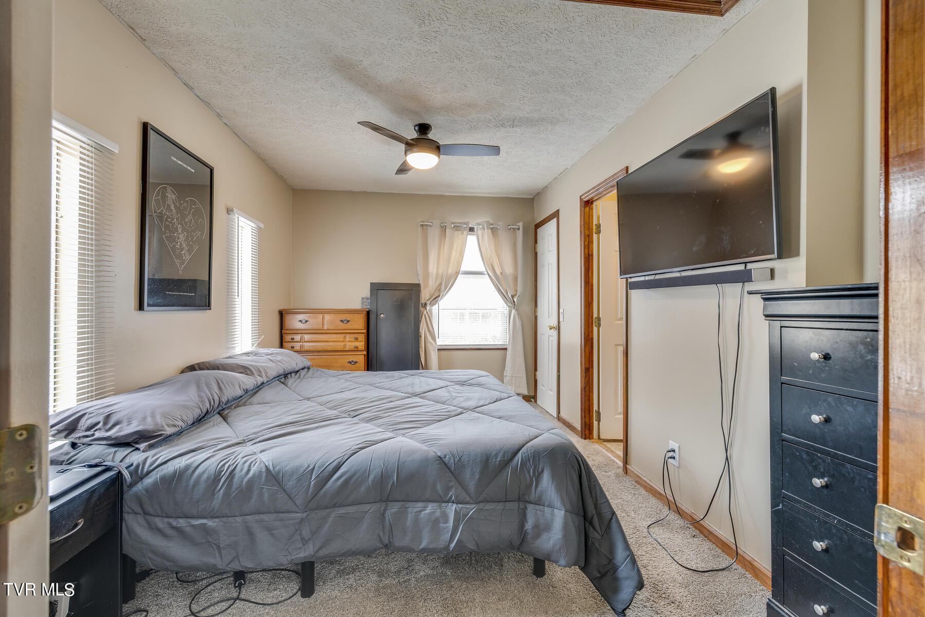 108 John Taylor Road Elizabethton, TN 37643 - Photo 11 of 53 010
