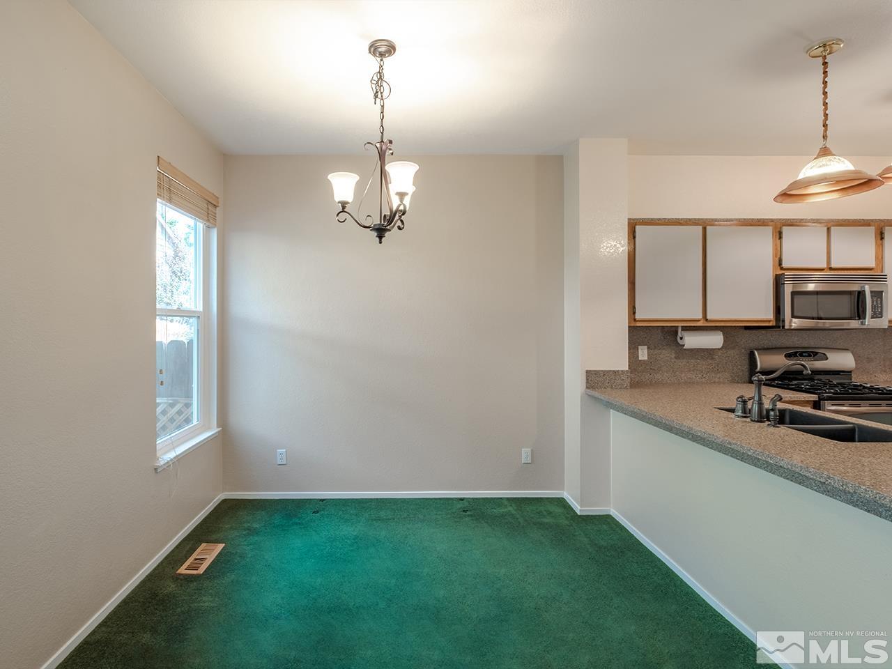 4307 Leeward Lane Reno, NV 89502 - Photo 9 of 25 Photo 9