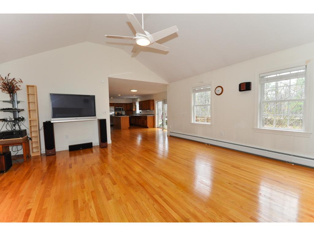 74 Bagdad Road Durham, NH 03824 - Photo 4 of 34