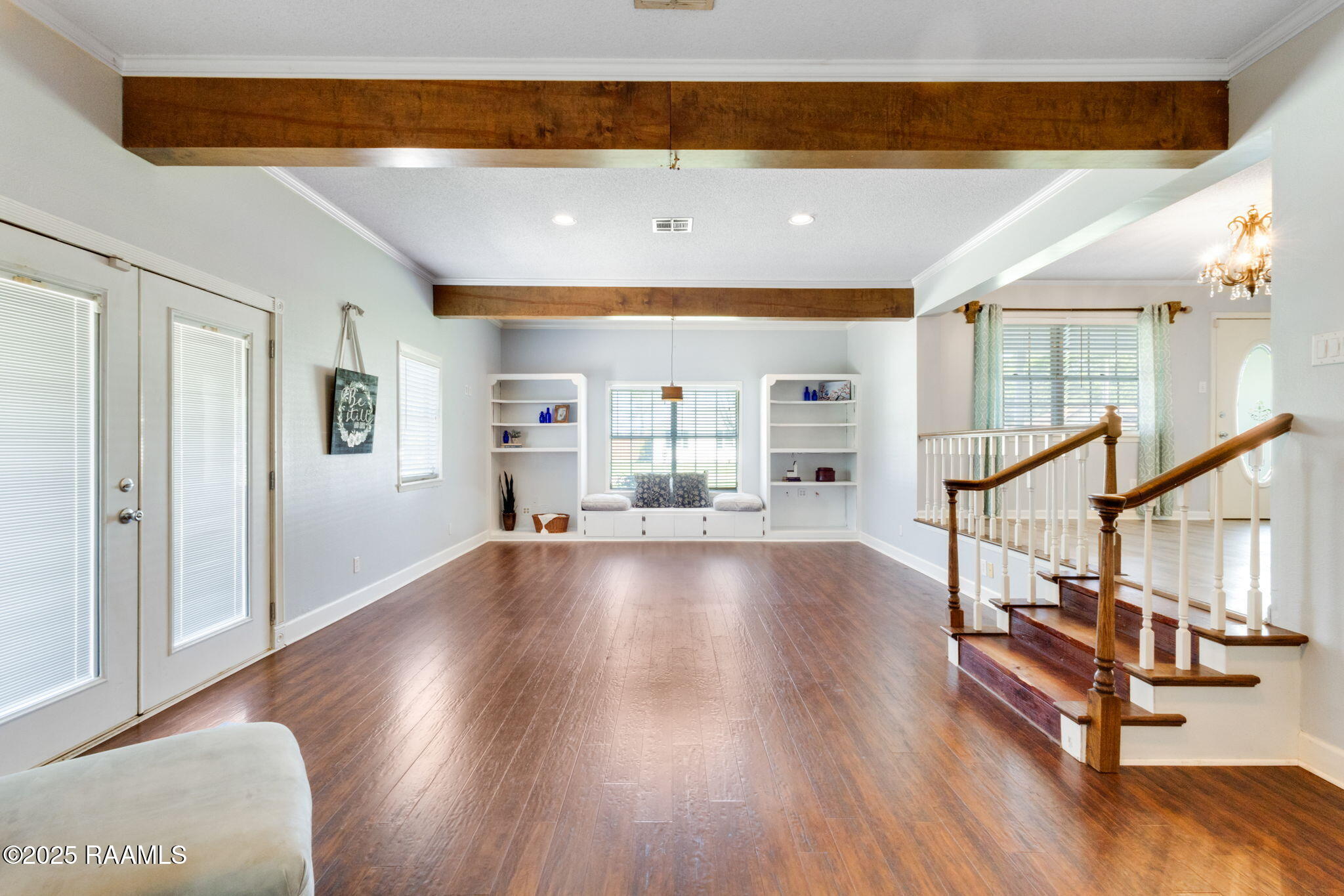135 Melbry Road Lafayette, LA 70508 - Photo 3 of 23 living