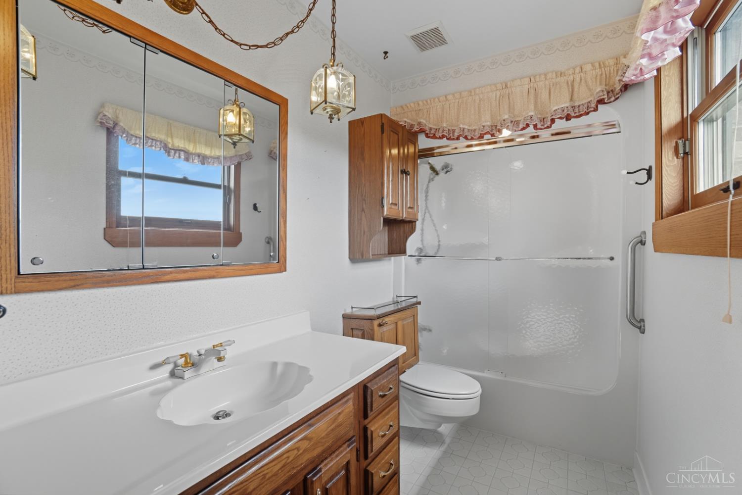 6251 West Fork Road Cincinnati, OH 45247 - Photo 38 of 75 Gallery Image 38