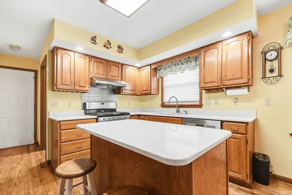 $450,000 | 53155 Prestwick Court, Granger, IN 46530