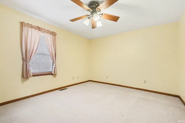 $450,000 | 53155 Prestwick Court, Granger, IN 46530