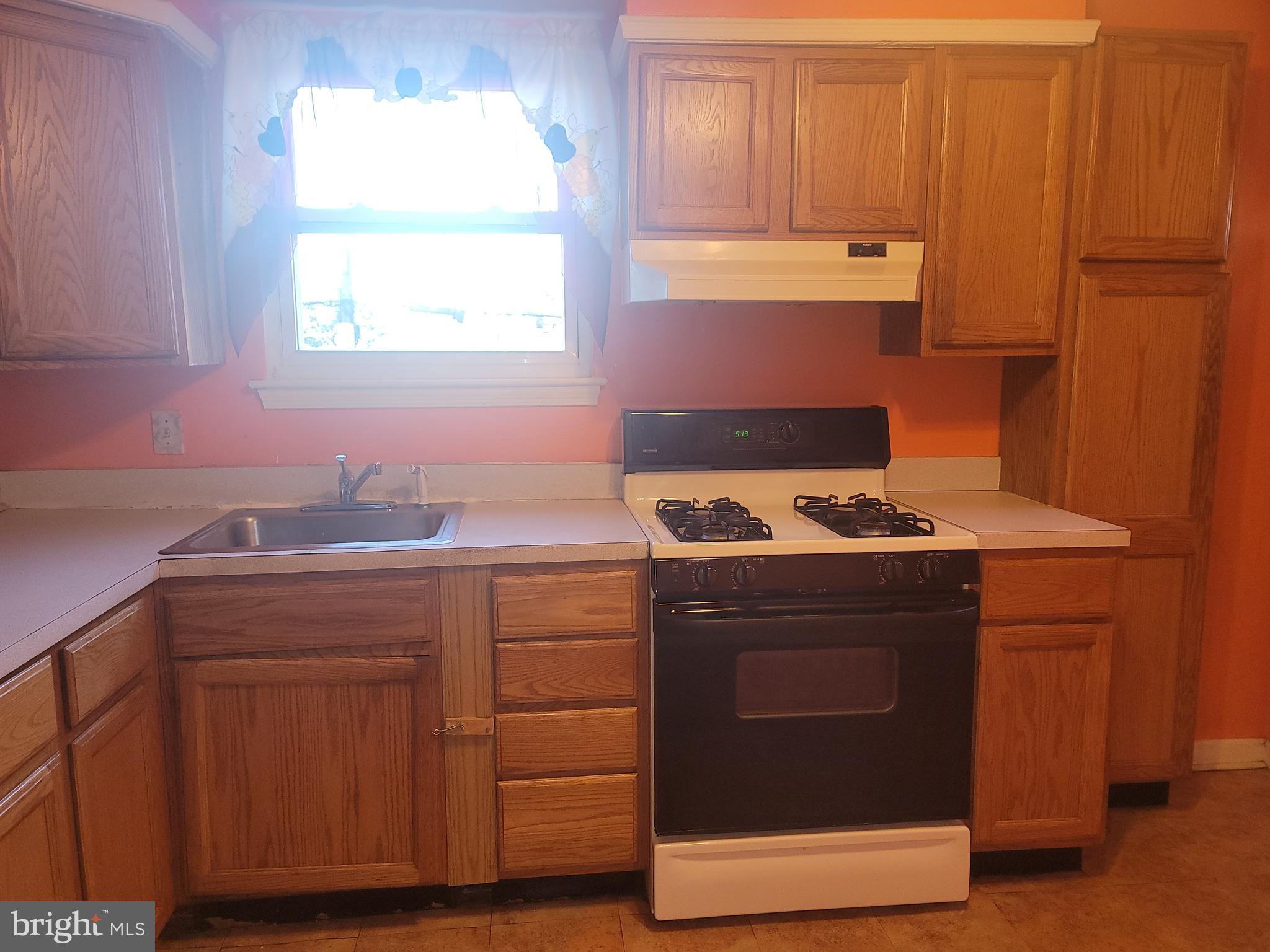 5133 12th Street Northeast Washington, DC 20011 - Photo 14 of 37