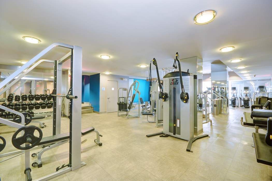 225 Rector Place, Unit 7R Manhattan, NY 10280 - Photo 7 of 14