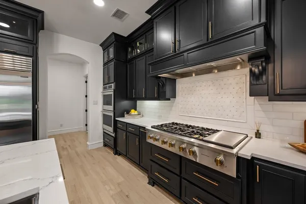 $25,000 | 320 West Highland Street, Southlake, TX 76092