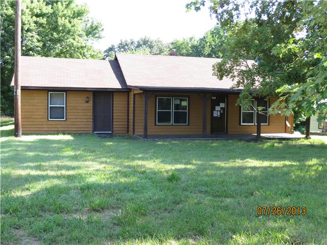 1827 Cunningham Ridge Clarksville, TN 37040 - Photo 1 of 12