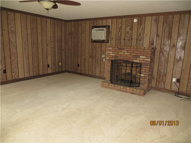 1827 Cunningham Ridge Clarksville, TN 37040 - Photo 7 of 12