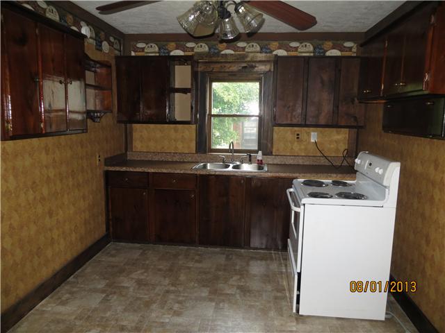 1827 Cunningham Ridge Clarksville, TN 37040 - Photo 10 of 12