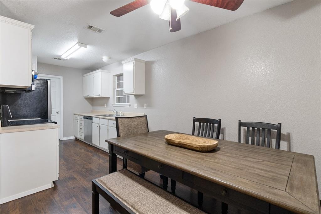 812 Barber Avenue Cleburne, TX 76031 - Photo 10 of 20