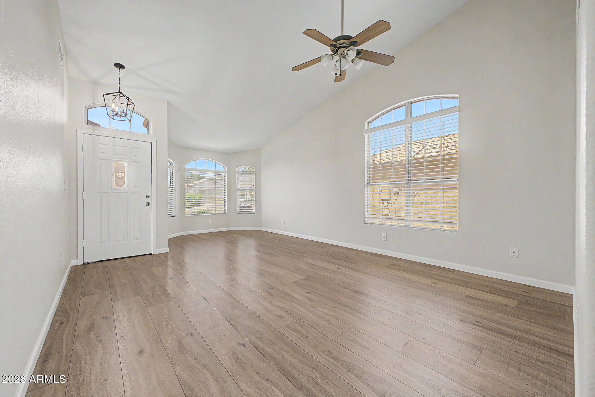 1435 East Silver Creek Road Gilbert, AZ 85296 - Photo 5 of 34 05 - Silver Creek