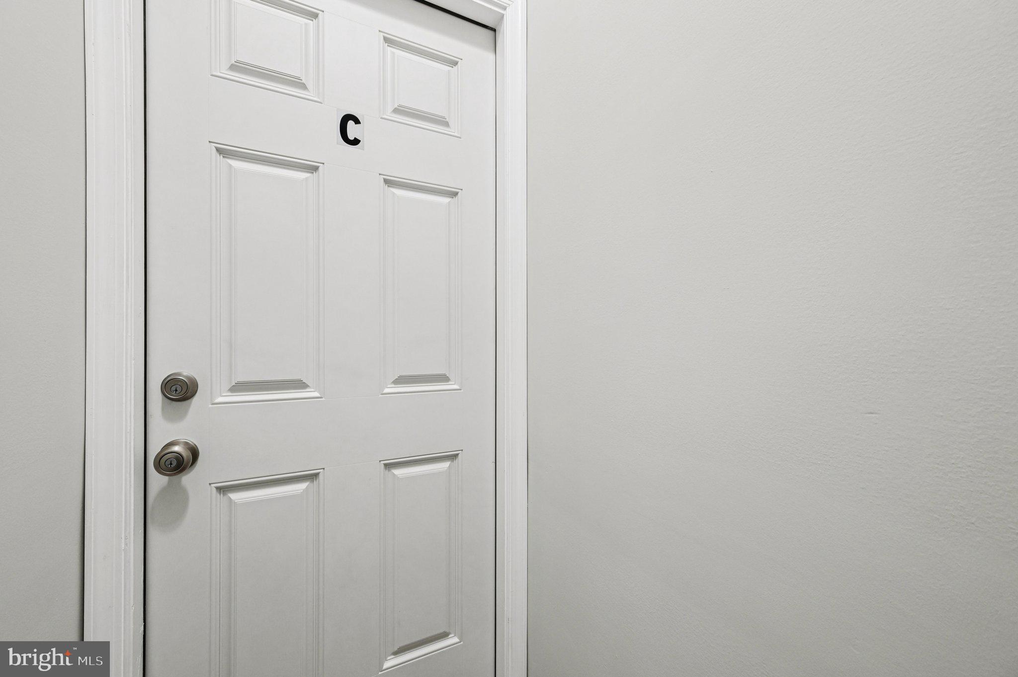 750 Reservoir Street, Unit C Baltimore, MD 21217 - Photo 6 of 25 a view of bathroom