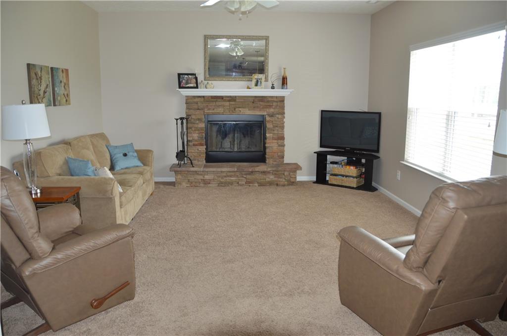 4639 Whitney Road Westfield, IN 46062 - Photo 4 of 30