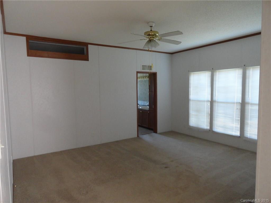 4044 Little Mountain Road Newton, NC 28658 - Photo 14 of 24 Gallery Image 14