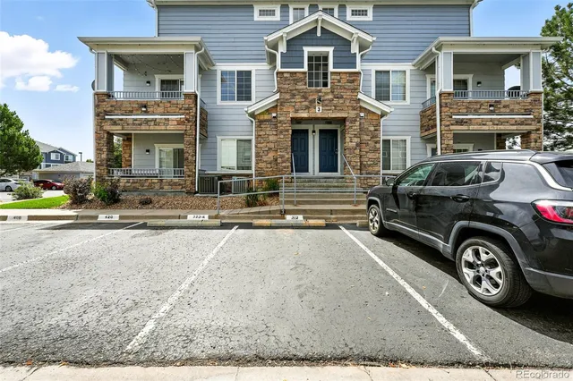 $279,900 | 5255 Memphis Street, Unit 312, Denver, CO 80239