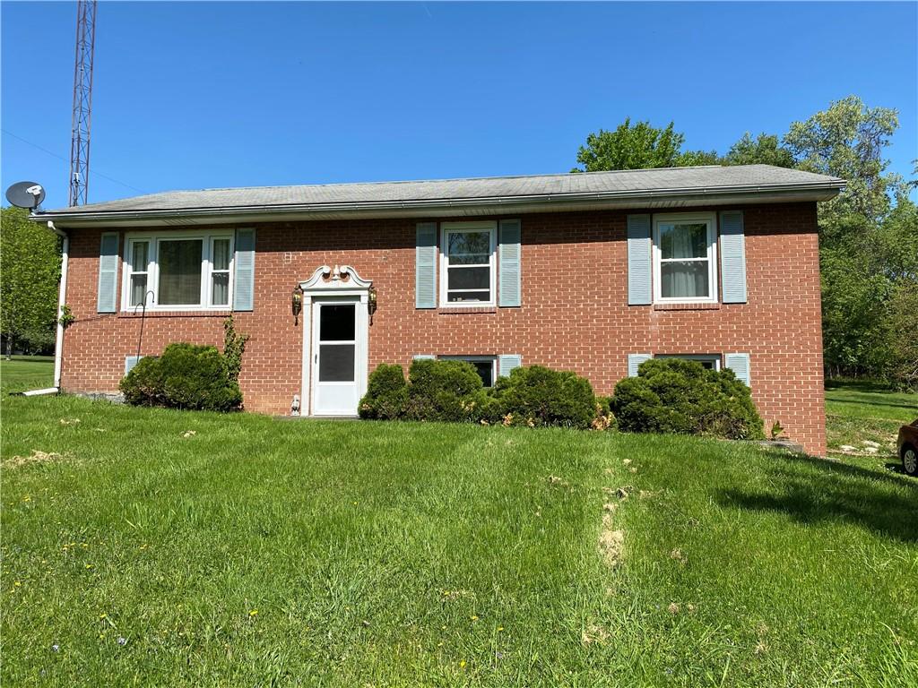 56 Gibson Road Greenville, PA 16125 - Photo 2 of 24 Gallery Image 2