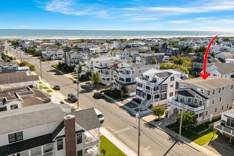 $4,100,000 | 158 32nd Street, Avalon, NJ 08202
