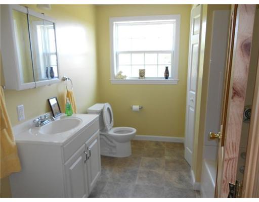 36 Dana Jordan Road Ellsworth, ME 04605 - Photo 12 of 12 Bathroom.