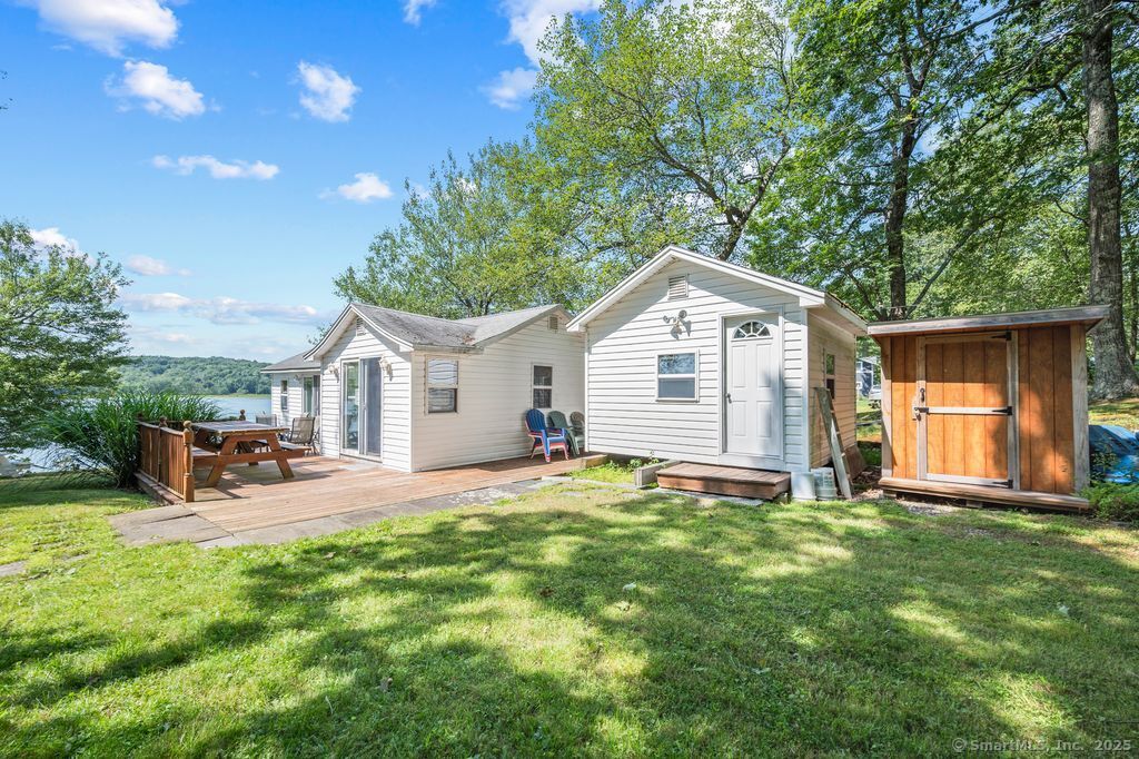 17 Marsh Point Morris, CT 06763 - Photo 26 of 36