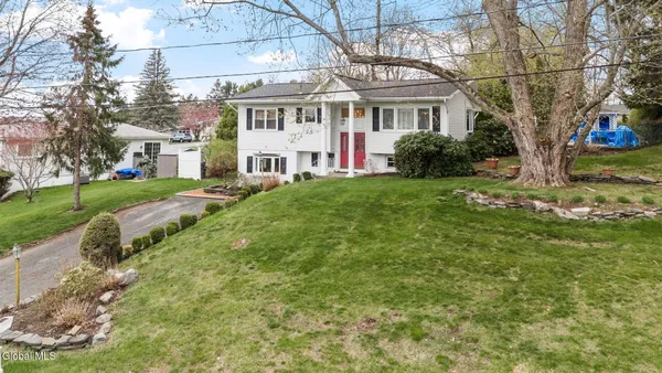 $460,000 | 17 Cherry Lane, Brunswick, NY 12180