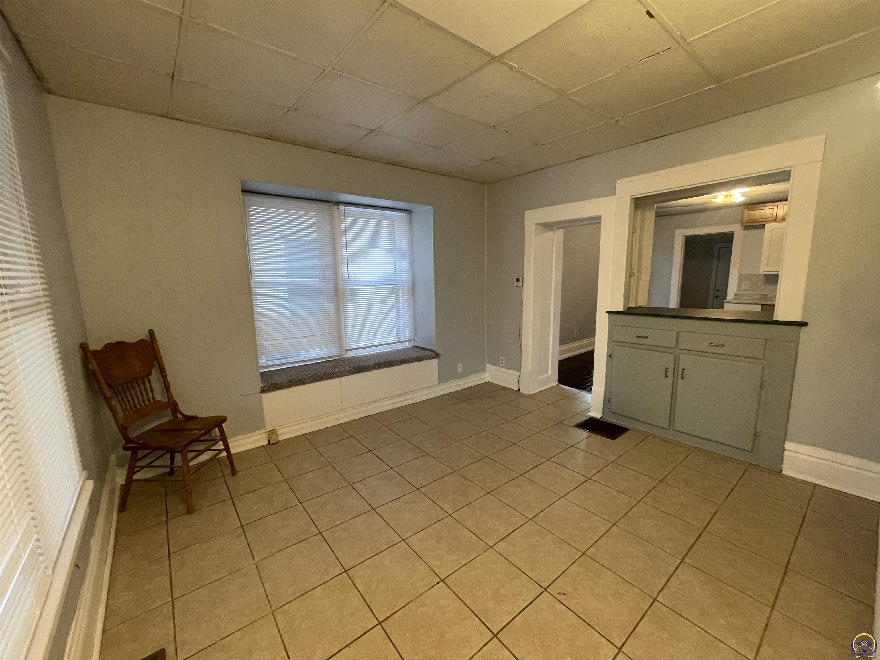 1159 Southwest Plass Avenue Topeka, KS 66604 - Photo 13 of 17