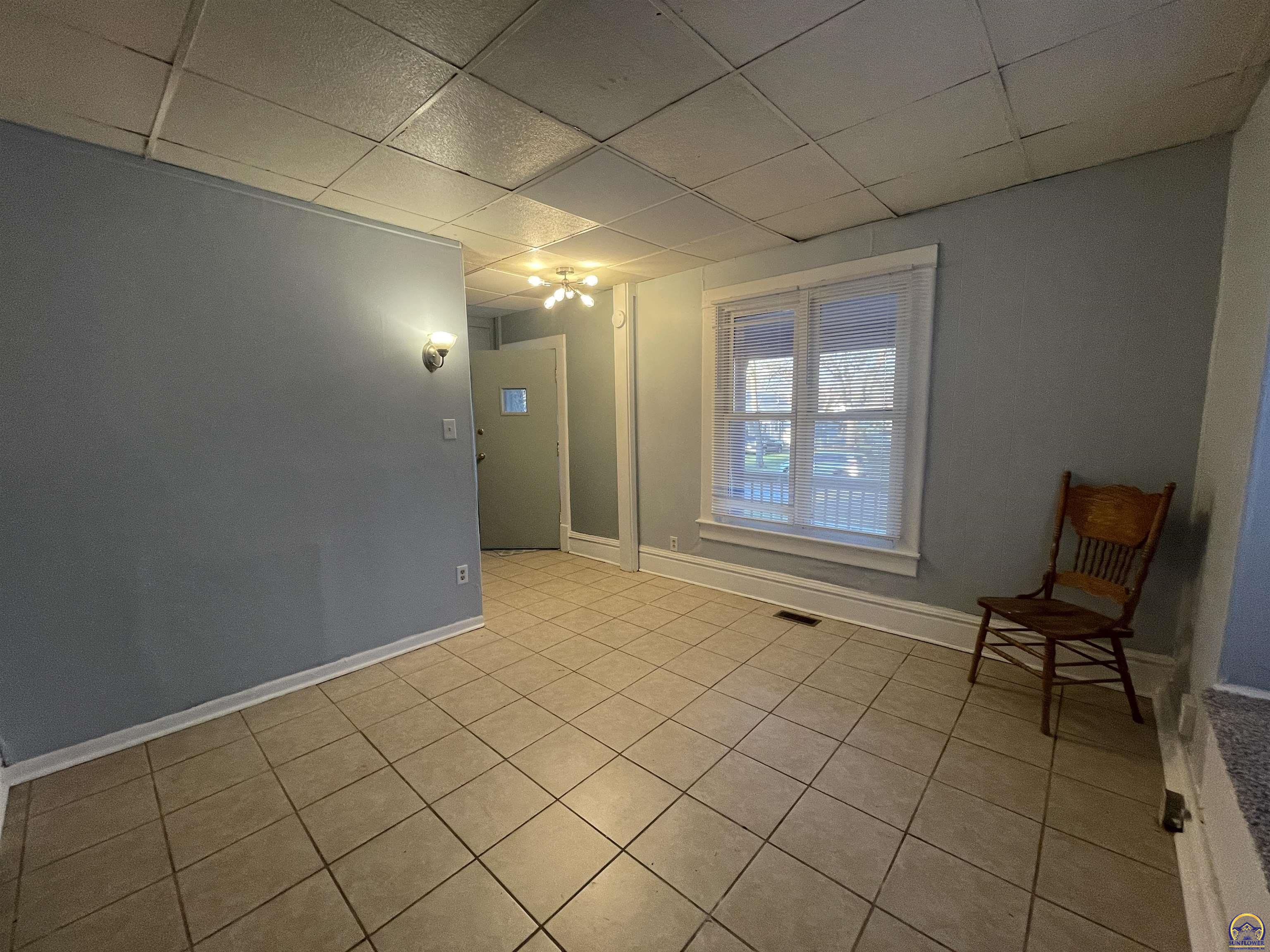 1159 Southwest Plass Avenue Topeka, KS 66604 - Photo 14 of 17