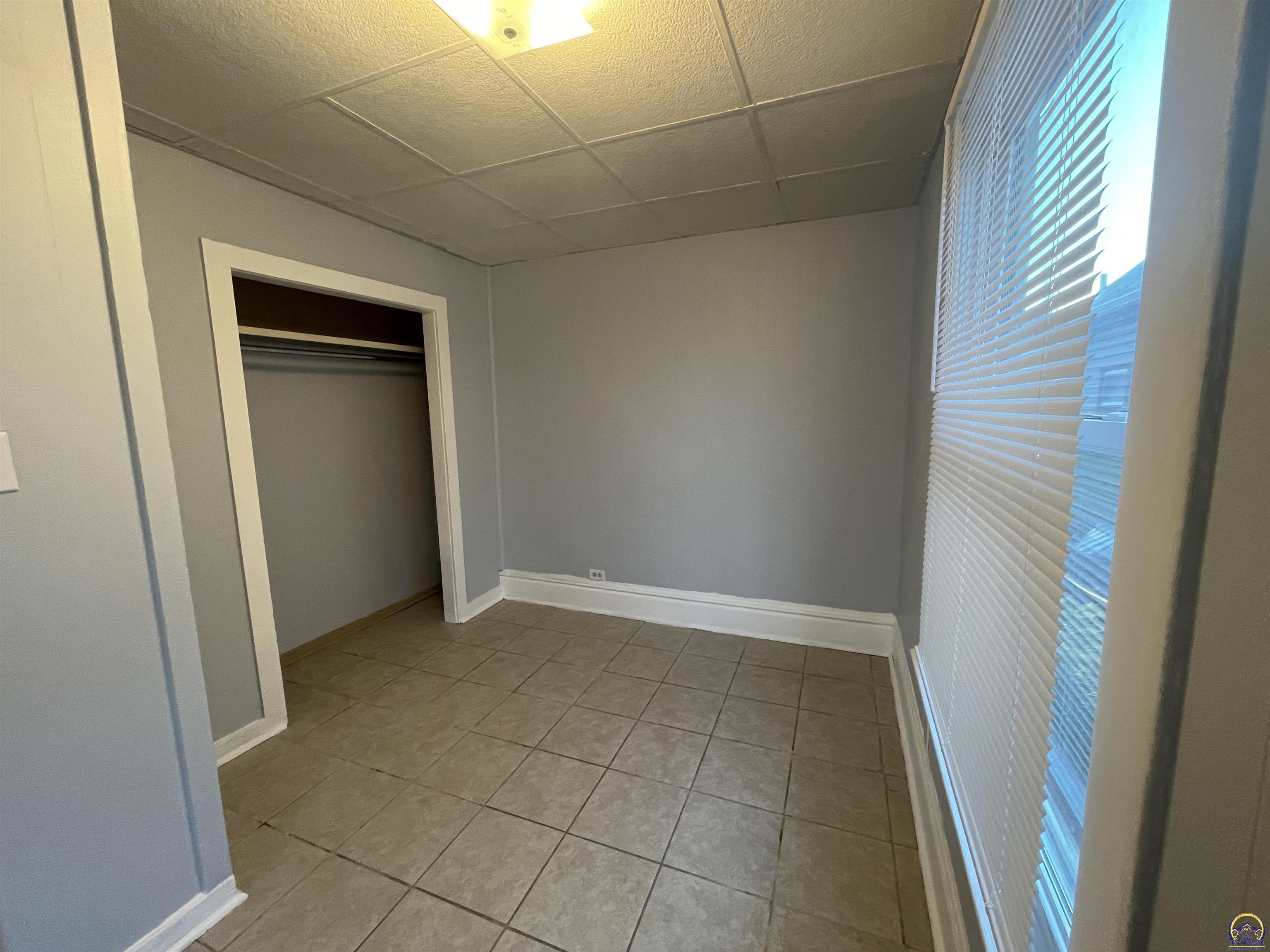 1159 Southwest Plass Avenue Topeka, KS 66604 - Photo 15 of 17