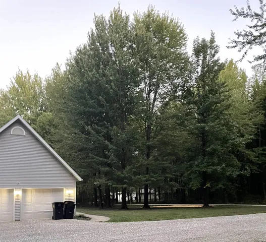 $359,000 | 682 East Pr Road North, Sullivan, IN 47882