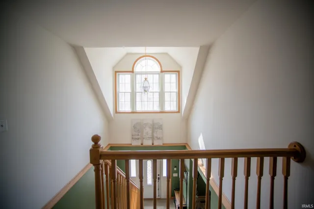 $359,000 | 682 East Pr Road North, Sullivan, IN 47882