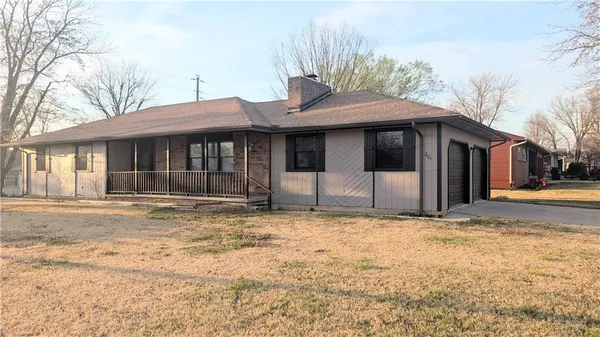 $189,900 | 201 West Hospital Road, El Dorado Springs, MO 64744