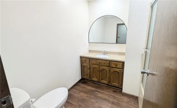 $189,900 | 201 West Hospital Road, El Dorado Springs, MO 64744