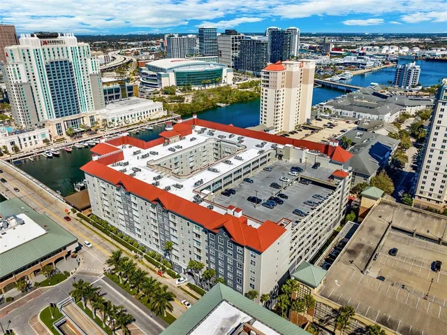 $582,000 | 700 South Harbour Island Boulevard, Unit 143, Tampa, FL 33602