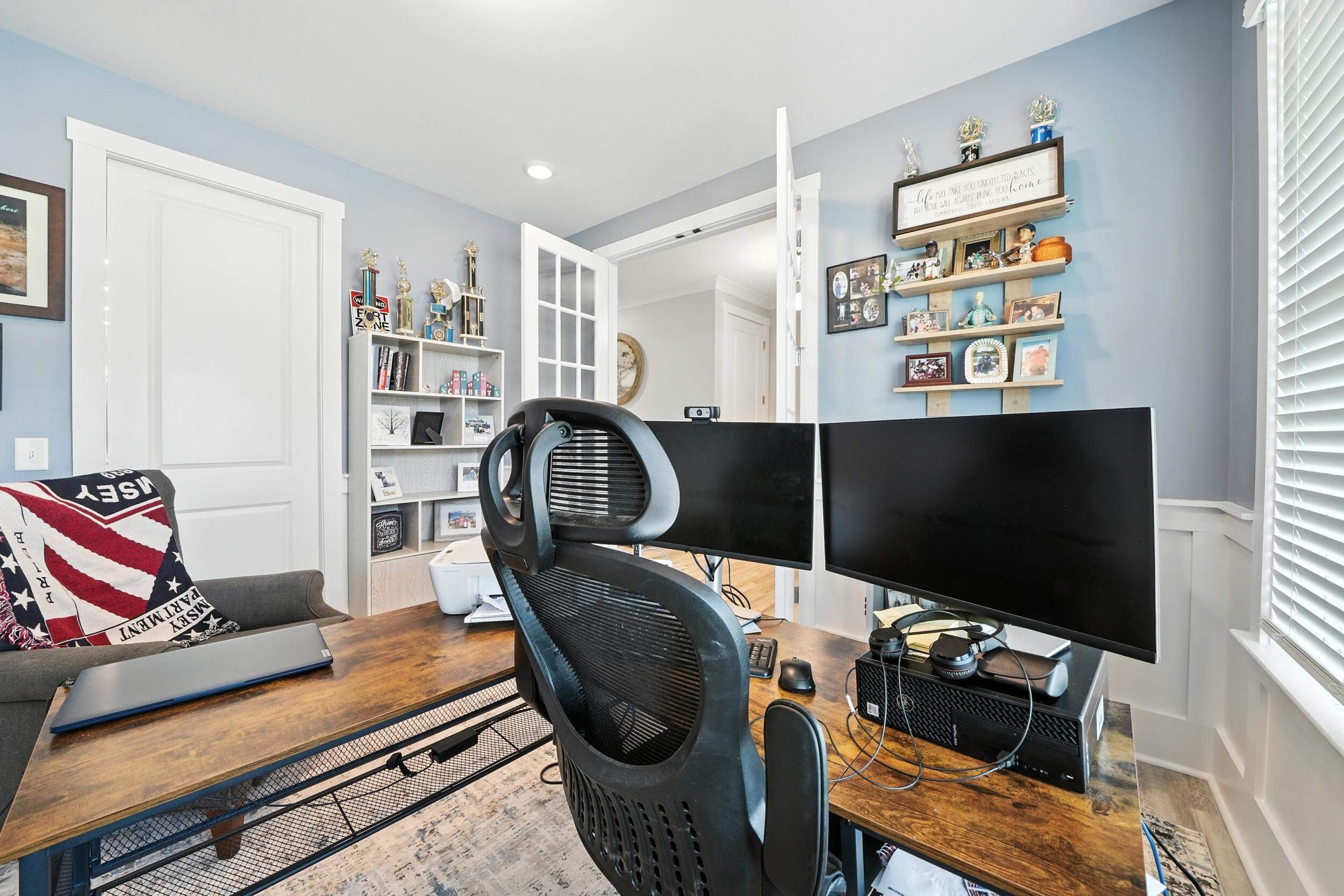 1351 Homecoming Boulevard Ravenel, SC 29470 - Photo 8 of 48 office