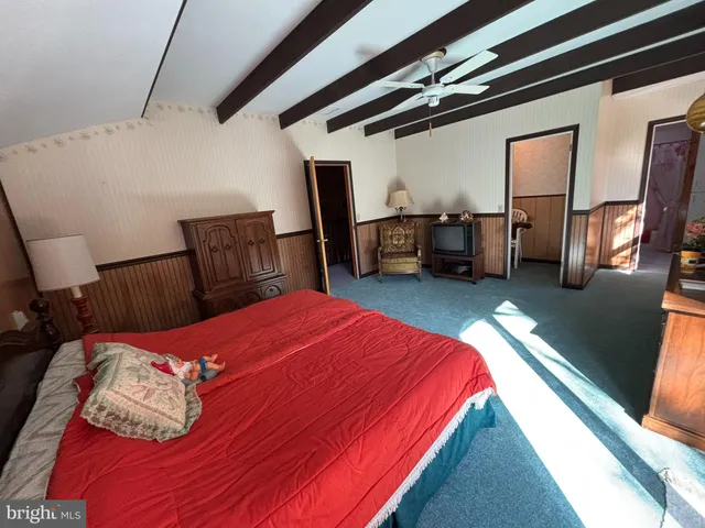 a view of washer and dryer