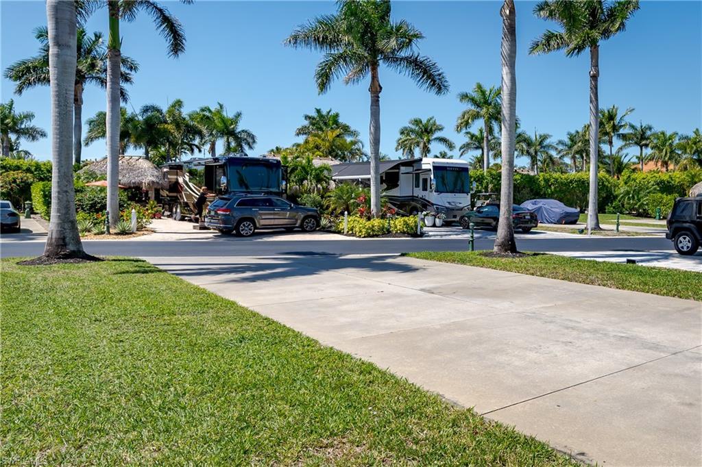 13594 Snapper Lane Naples, FL 34114 - Photo 23 of 31