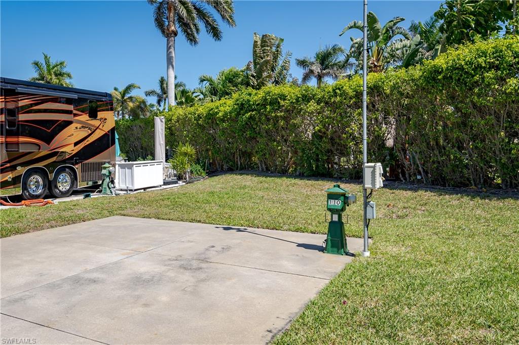 13594 Snapper Lane Naples, FL 34114 - Photo 6 of 31