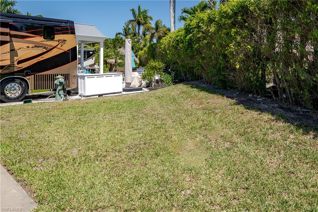 13594 Snapper Lane Naples, FL 34114 - Photo 10 of 31