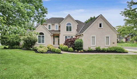 $949,000 | 5802 West 140th Terrace, Overland Park, KS 66223