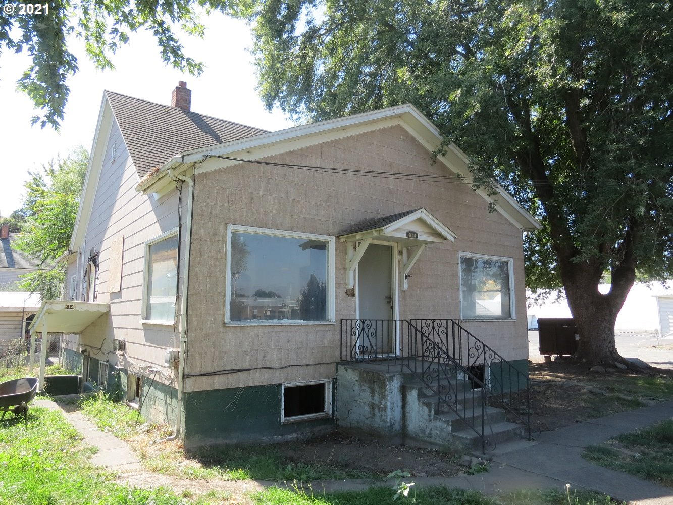814 Southwest Frazer Avenue Pendleton, OR 97801 - Photo 1 of 21 Gallery Image 1