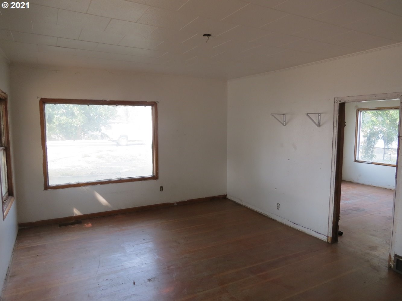 814 Southwest Frazer Avenue Pendleton, OR 97801 - Photo 5 of 21 Gallery Image 5