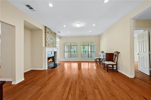 1328 Kings Row Slidell, LA 70461 - Photo 3 of 21
