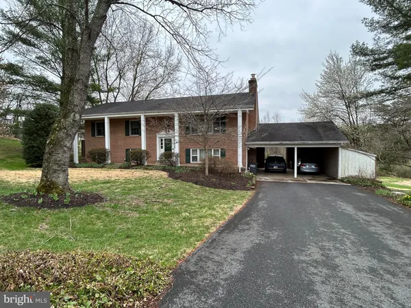 $775,000 | 36929 Basswood Court, Purcellville, VA 20132
