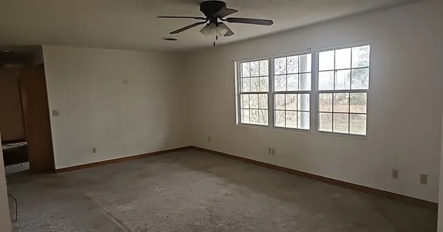 $110,000 | 956 Auburn Lane, Goreville, IL 62939