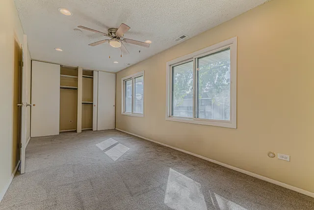 $292,300 | 1336 Court O, Hanover Park, IL 60133