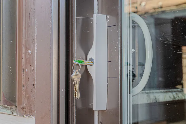 $292,300 | 1336 Court O, Hanover Park, IL 60133