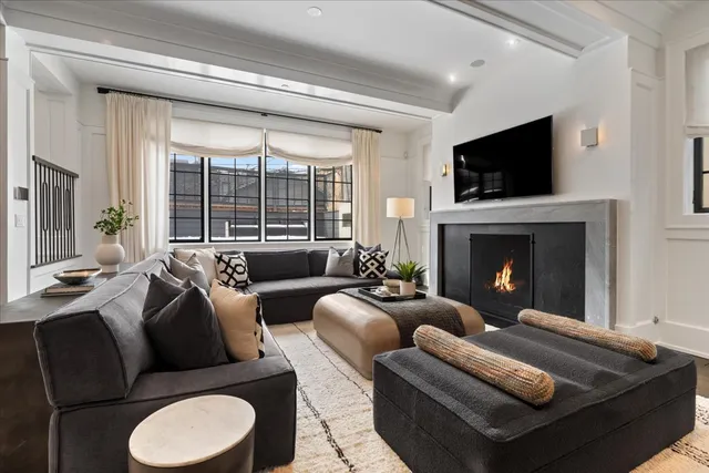 $5,999,500 | 1722 North Burling Street, Chicago, IL 60614