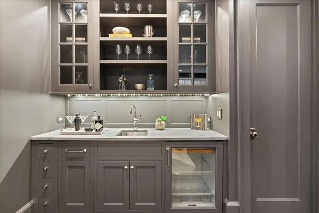 $5,999,500 | 1722 North Burling Street, Chicago, IL 60614