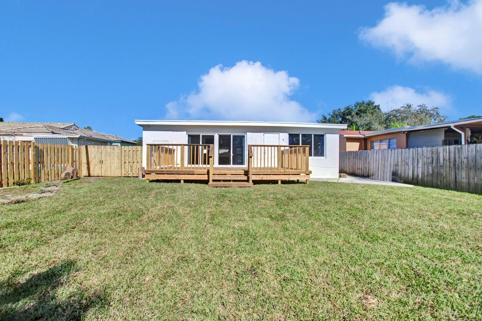 2632 Madison Street Hollywood, FL 33020 - Photo 34 of 36 Photo 34