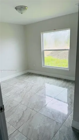 a view of a utility room