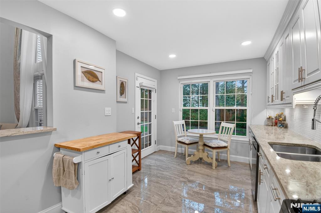 75 Washington Court Towaco, NJ 07082 - Photo 18 of 40